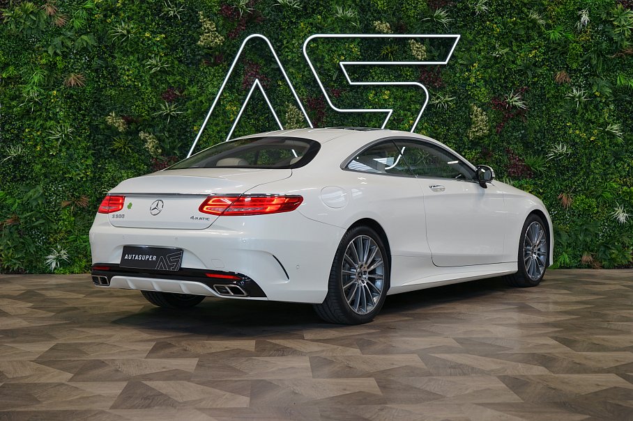 Mercedes-Benz Třída S 500 4Matic