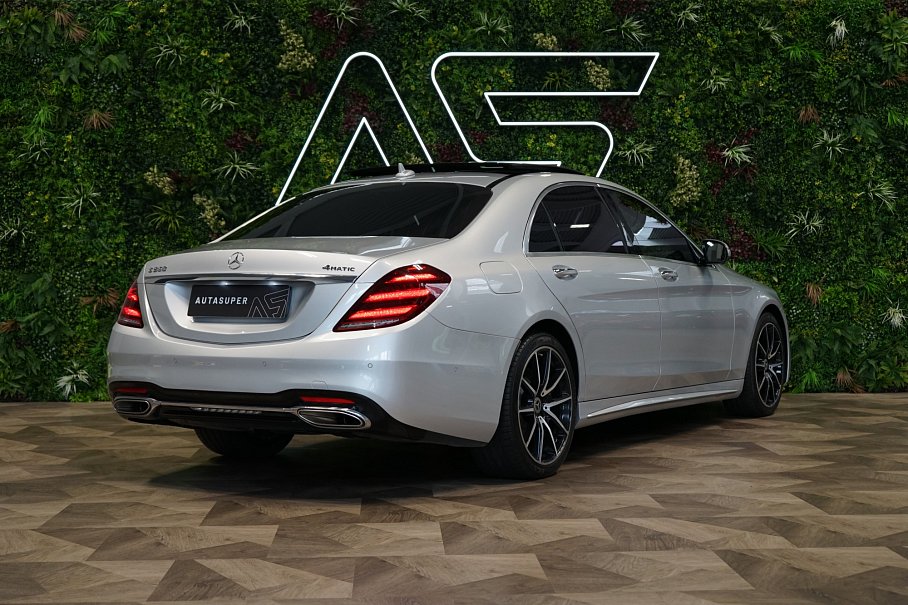 Mercedes-Benz Třída S 560 4Matic