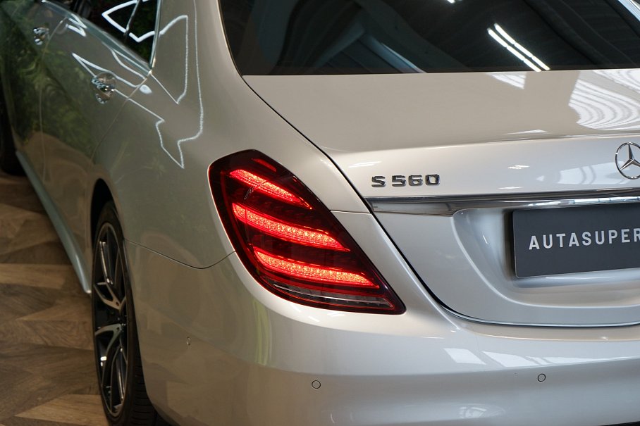 Mercedes-Benz Třída S 560 4Matic