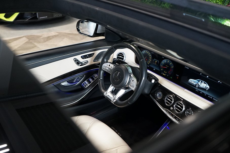 Mercedes-Benz Třída S 560 4Matic