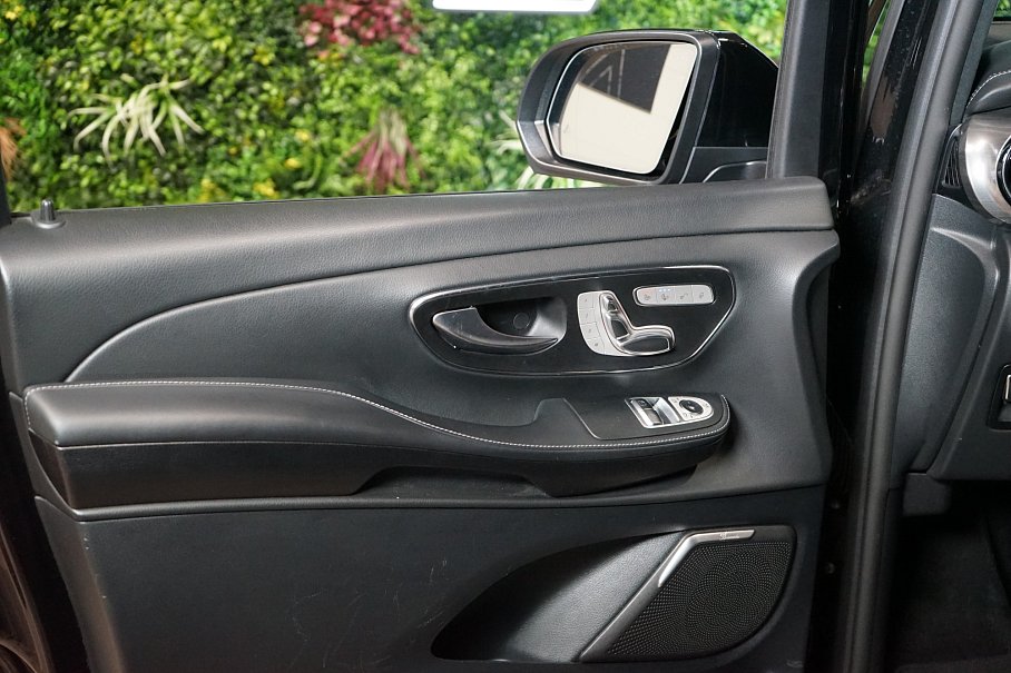 Mercedes-Benz Třída V 300d 4Matic