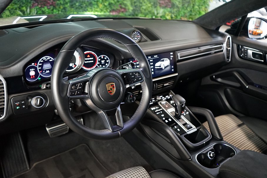 Porsche Cayenne GTS Coupé TECHART GT Street R