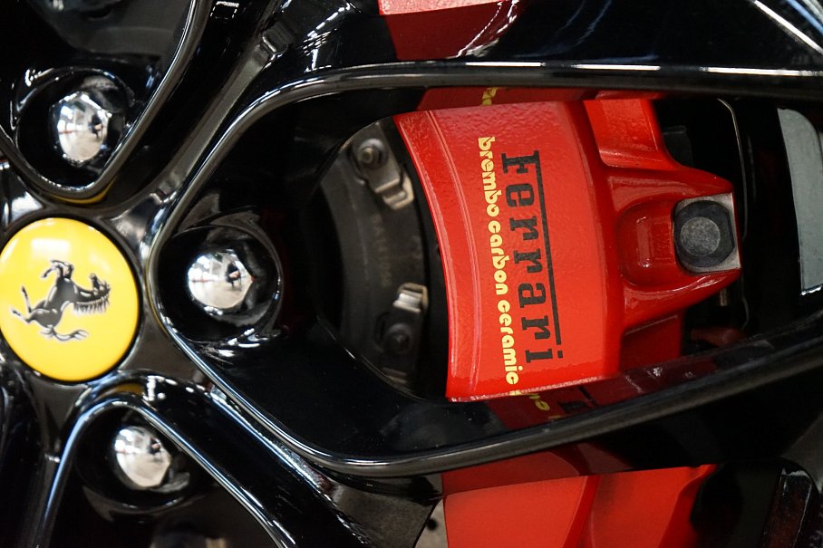 Ferrari GTC4 Lusso T