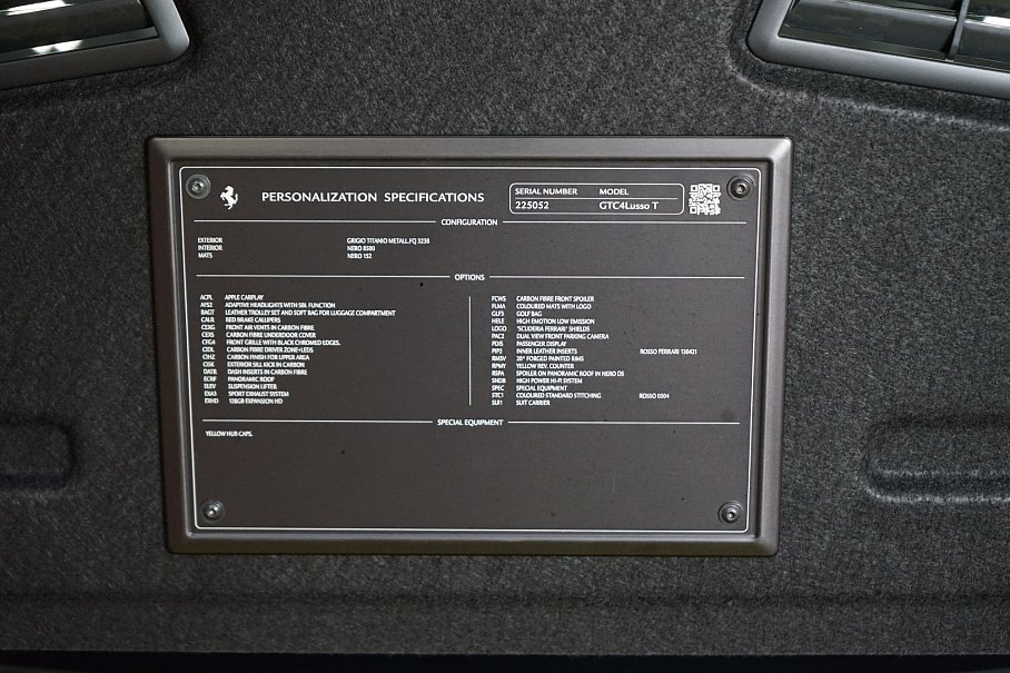 Ferrari GTC4 Lusso T