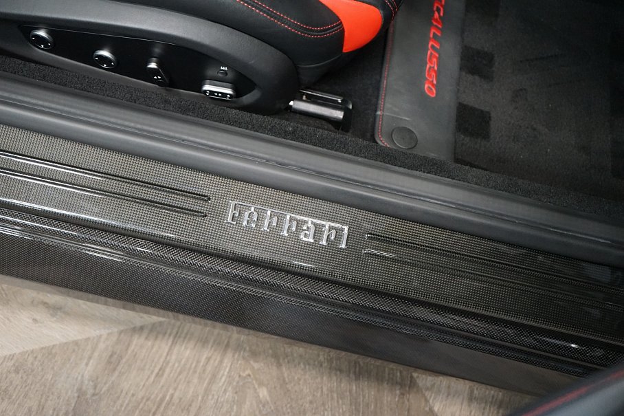 Ferrari GTC4 Lusso T