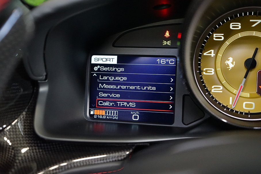 Ferrari GTC4 Lusso T