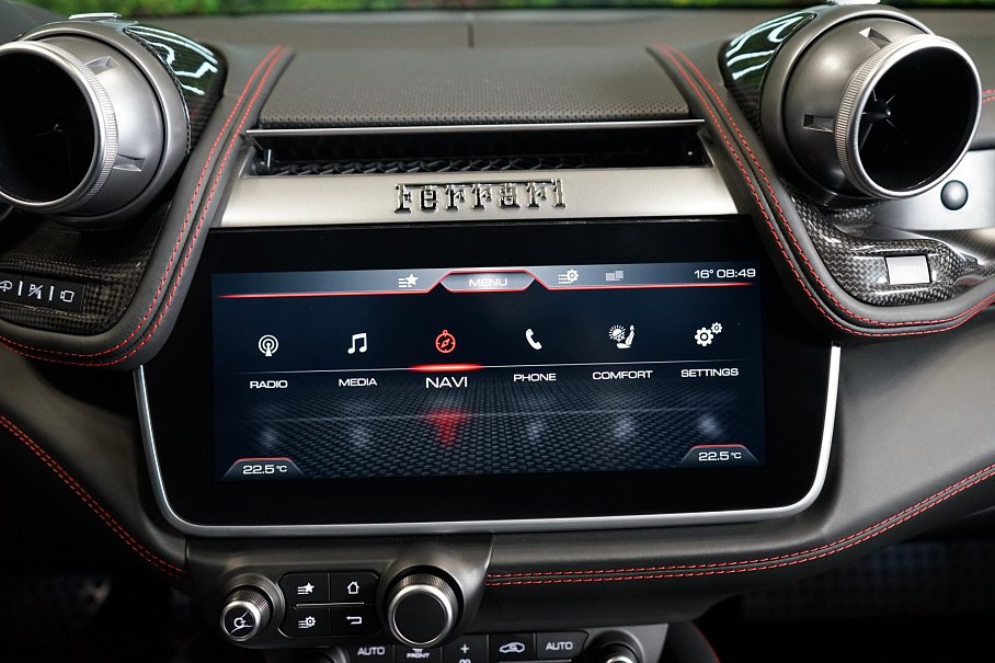 Ferrari GTC4 Lusso T