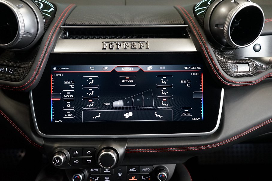 Ferrari GTC4 Lusso T