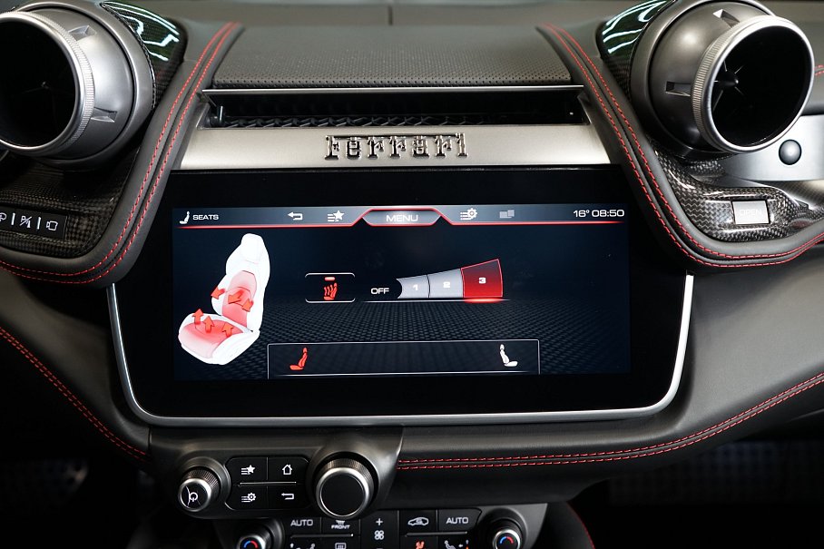 Ferrari GTC4 Lusso T