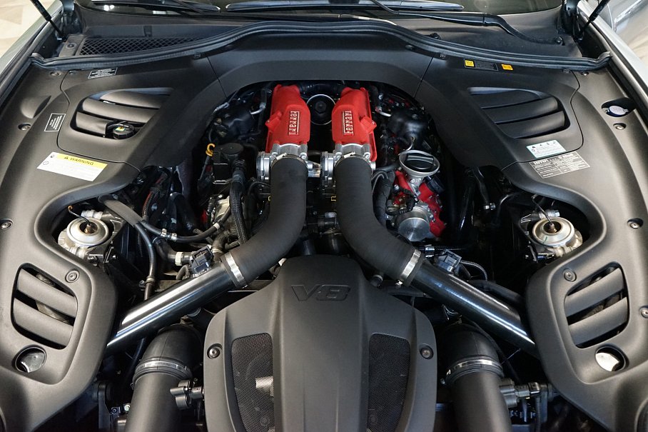 Ferrari GTC4 Lusso T