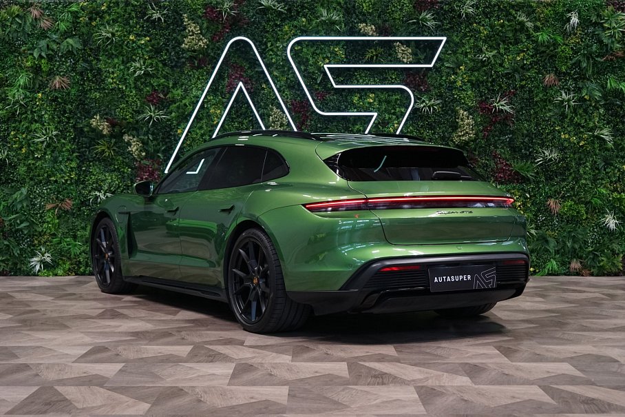 Porsche Taycan GTS Sport Turismo