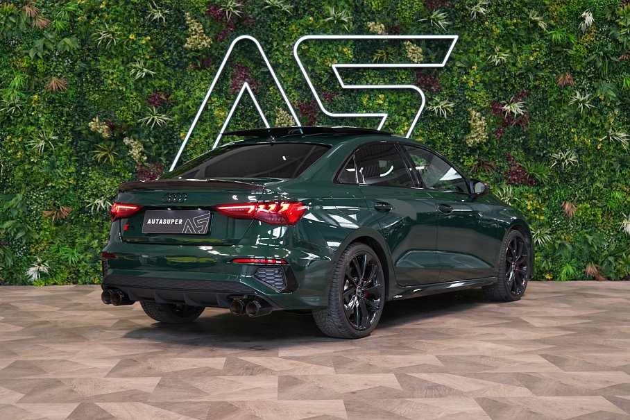 Audi S3 TFSI quattro