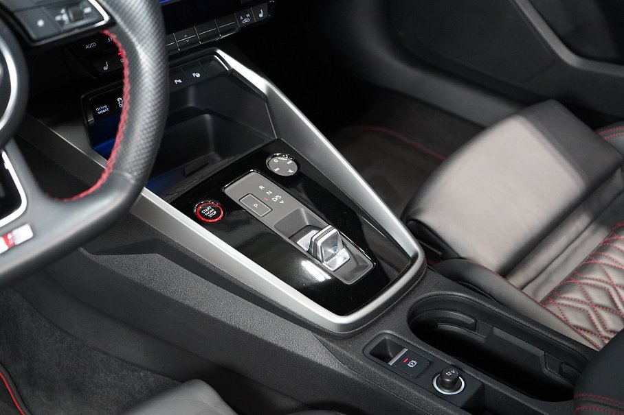 Audi S3 TFSI quattro