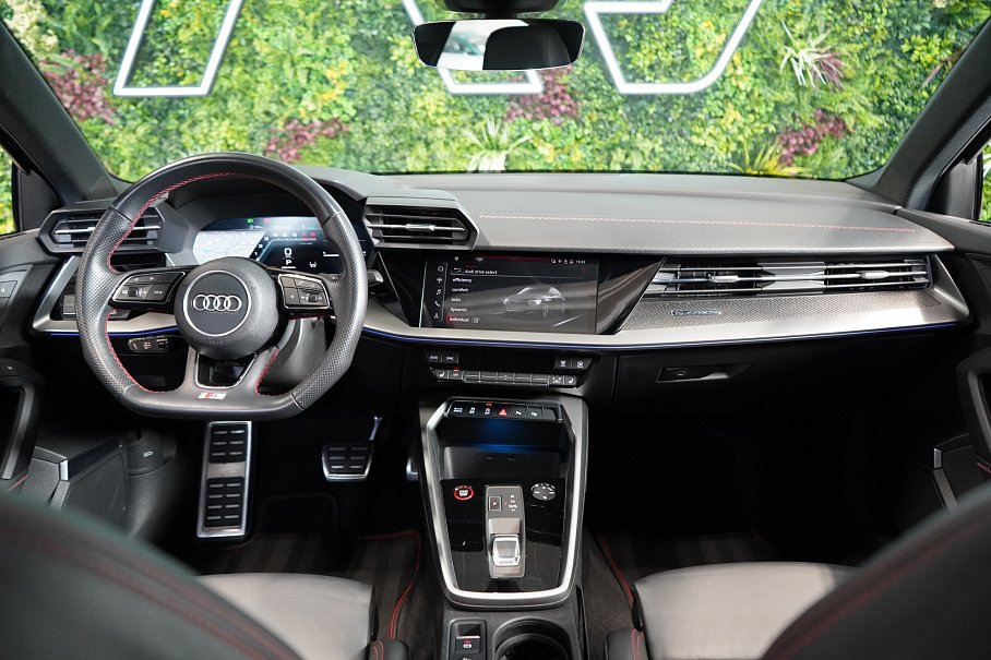 Audi S3 TFSI quattro