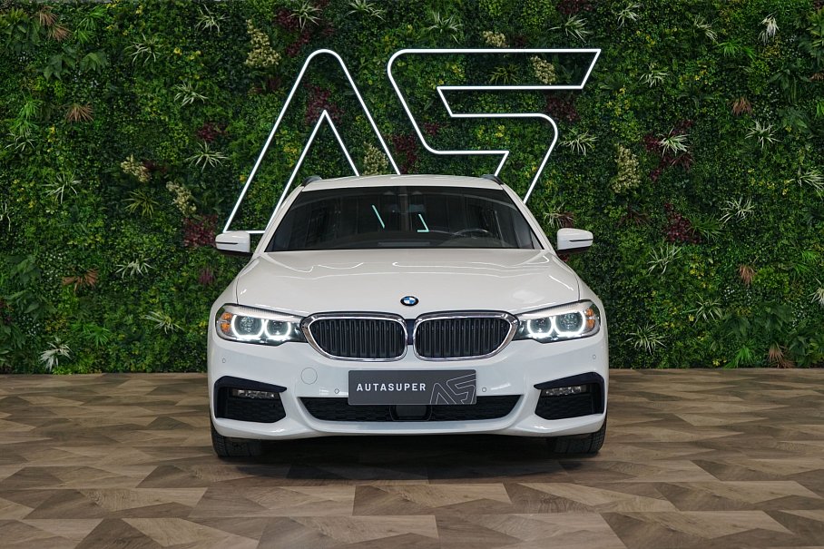 BMW Řada 5 530d xDrive Touring