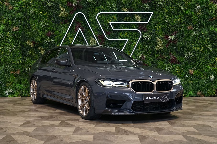 BMW M5 CS