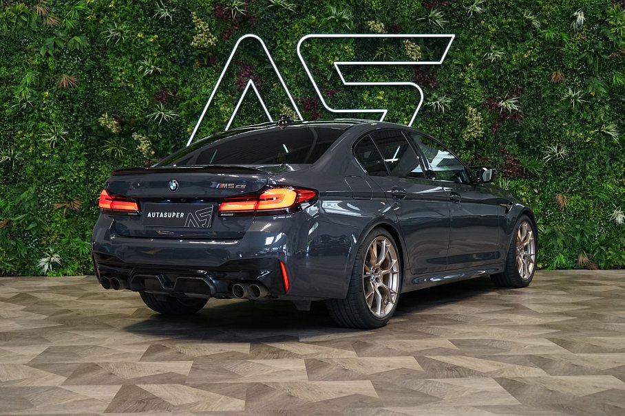 BMW M5 CS