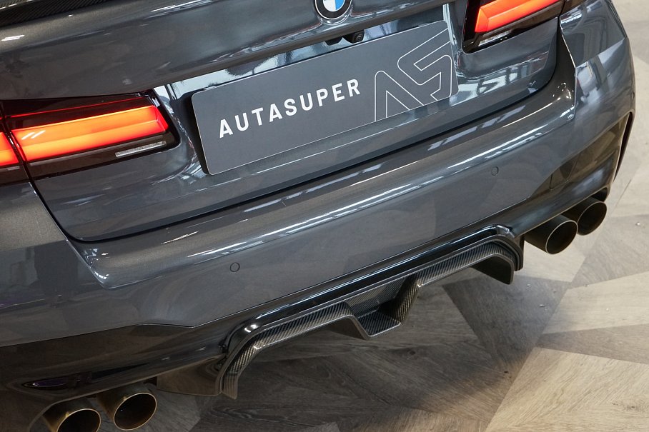 BMW M5 CS