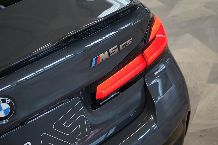 BMW M5 CS