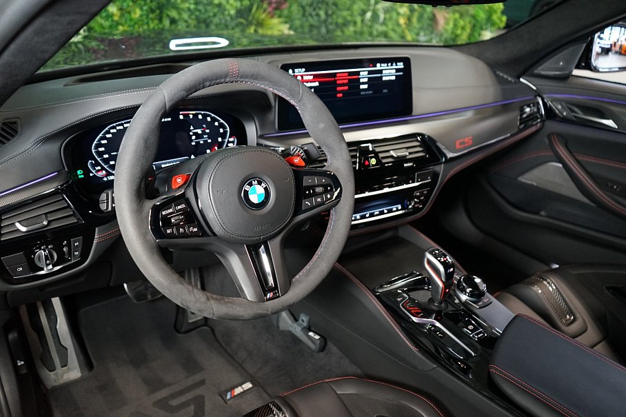 BMW M5 CS