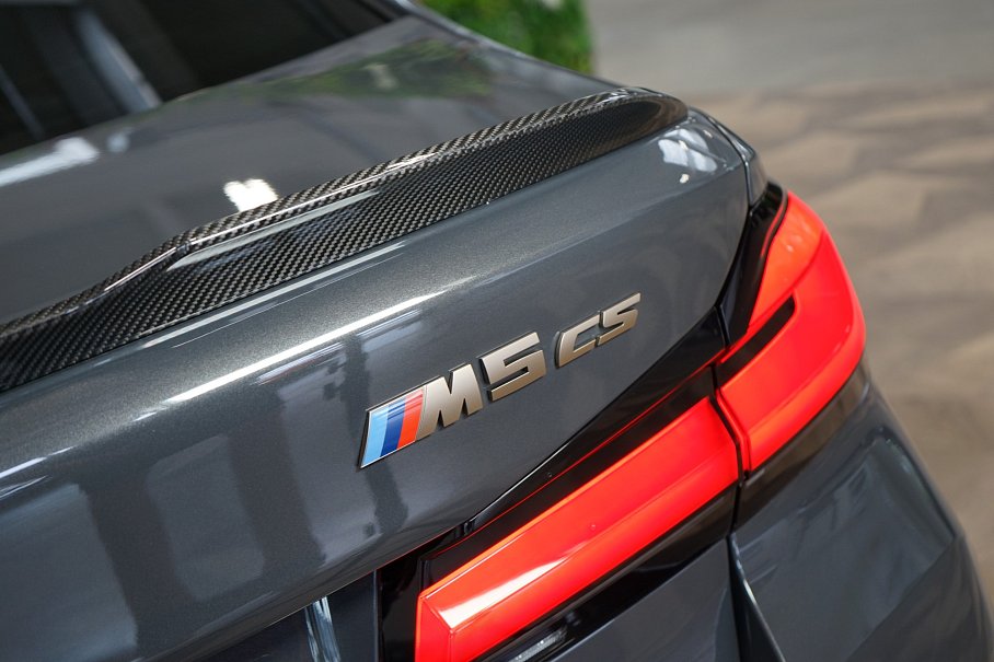 BMW M5 CS
