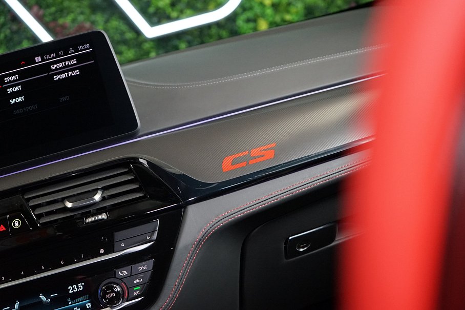 BMW M5 CS