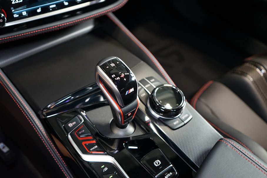 BMW M5 CS