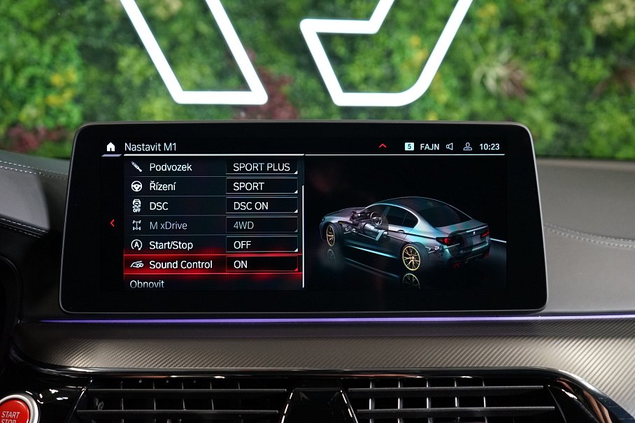 BMW M5 CS