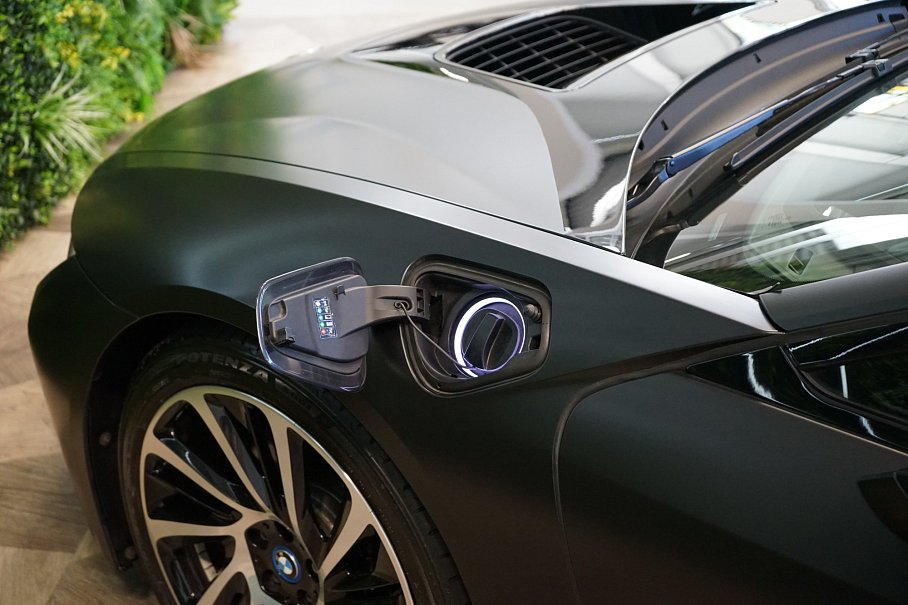 BMW I8 1.5i