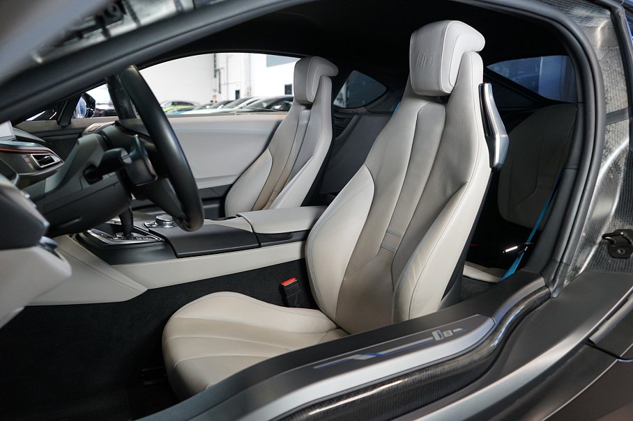 BMW I8 1.5i