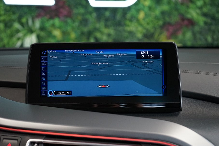 BMW I8 1.5i