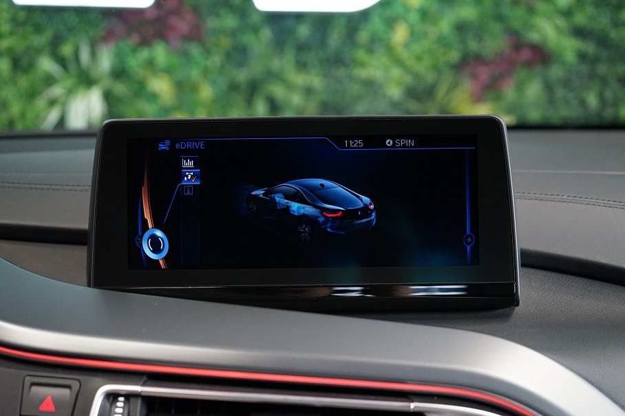 BMW I8 1.5i