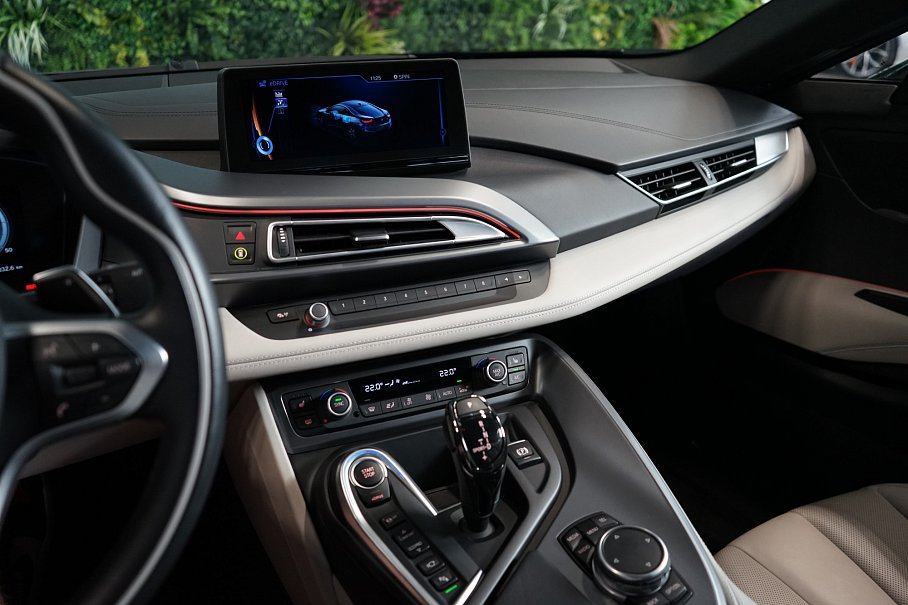 BMW I8 1.5i