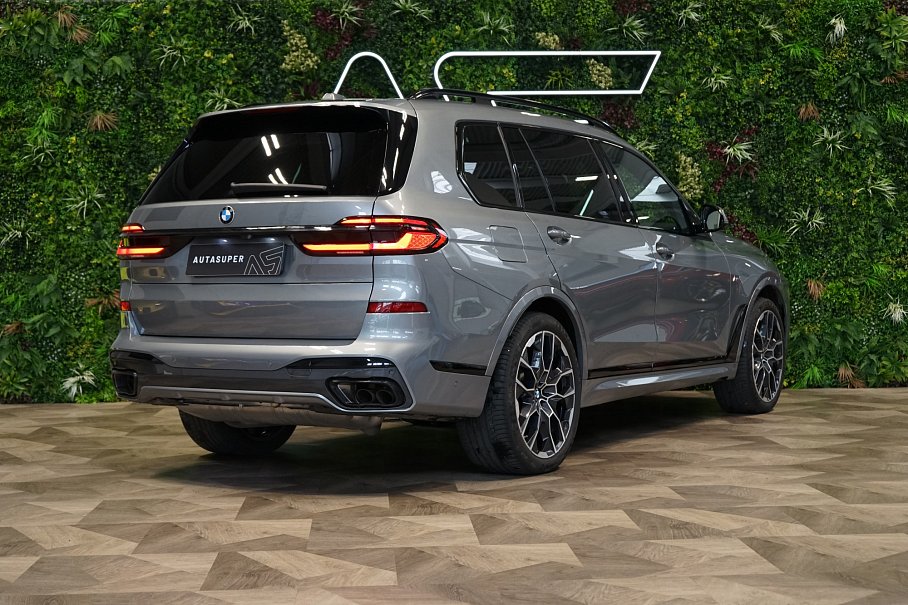 BMW X7 40i xDrive