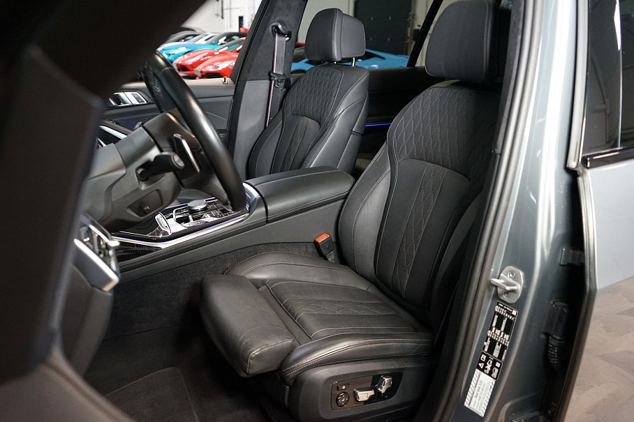 BMW X7 40i xDrive