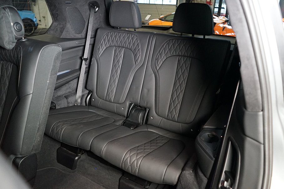 BMW X7 40i xDrive