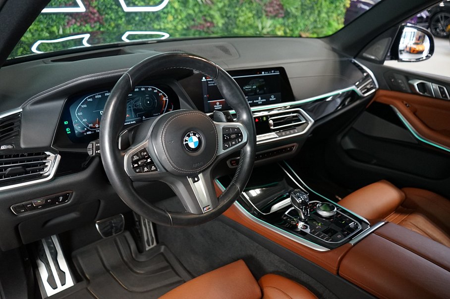 BMW X5 M50i xDrive