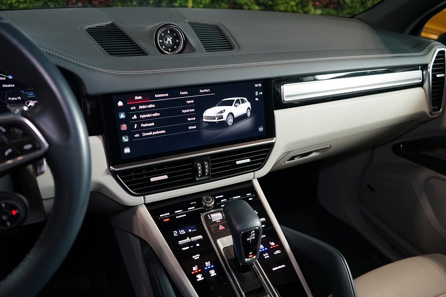 Porsche Cayenne E-Hybrid Platinum Edition