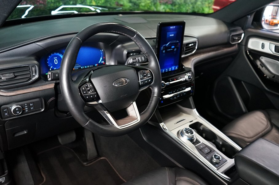 Ford Explorer Platinum 3.0 PHEV