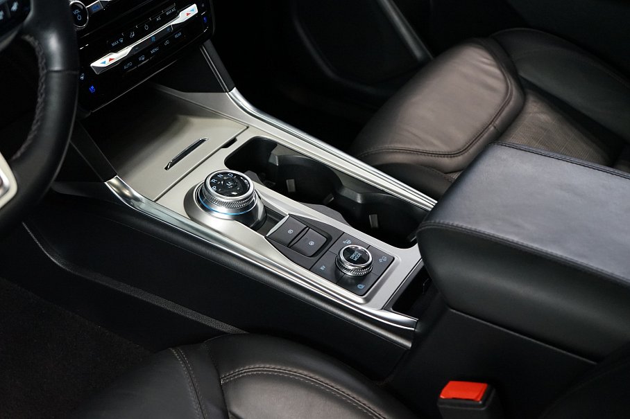 Ford Explorer Platinum 3.0 PHEV