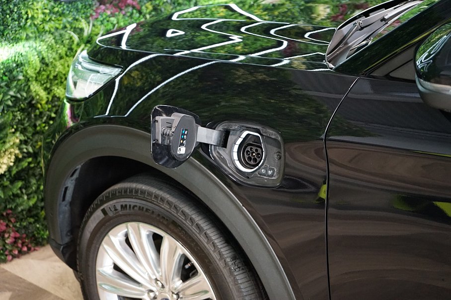 Ford Explorer Platinum 3.0 PHEV