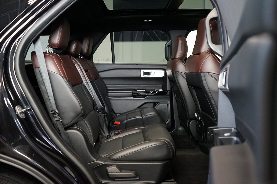 Ford Explorer Platinum 3.0 PHEV