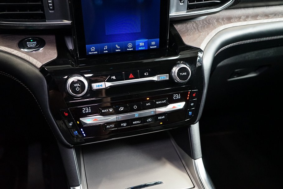 Ford Explorer Platinum 3.0 PHEV