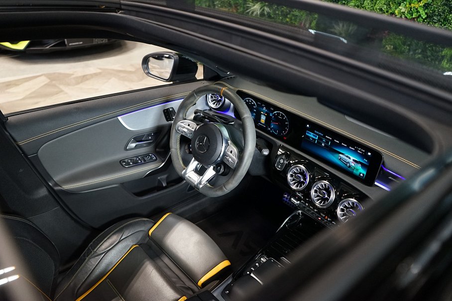 Mercedes-Benz Třída A 45 S AMG 4Matic+