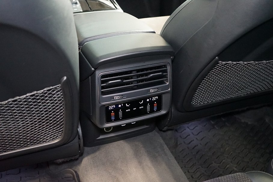 Audi Q7 50 TDI quattro