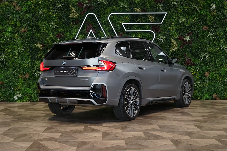 BMW X1 xDrive 23i