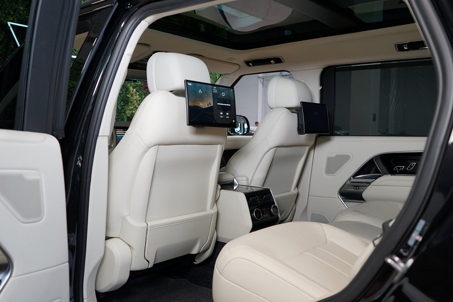 Land Rover Range Rover D350 LWB