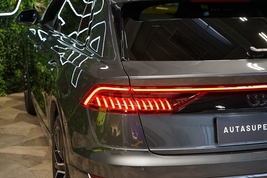 Audi Q8 50 TDI quattro