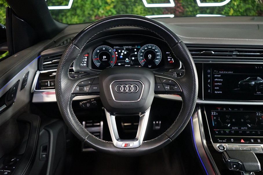 Audi Q8 50 TDI quattro