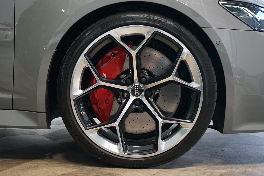 Audi RS 6 Avant Performance TFSI quattro